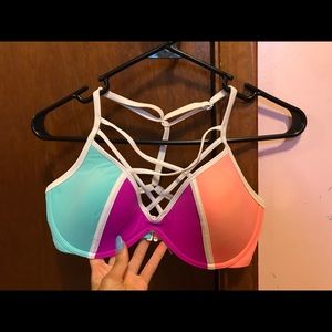 PINK Victoria’s Secret tri-colored swimsuit top